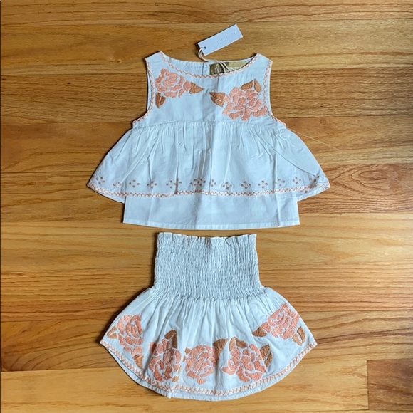 Tuchinda Other - Tuchinda embroidered top/skirt set 2T